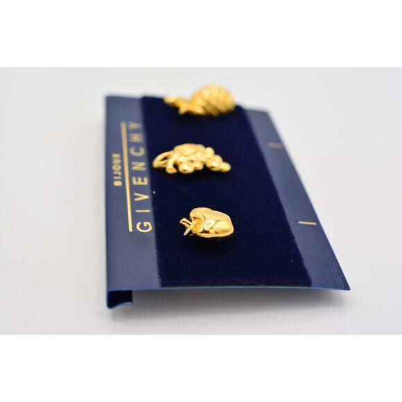 Givenchy Vintage Logo Pin Lapels Tac Set 4G Logo Fruit Grapes Apple Signed BinAJ - Picture 9 of 12